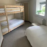 Country Charm- Peaceful 2-bedroom Apartamento *