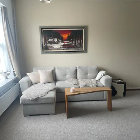 Country Charm- Peaceful 2-bedroom
