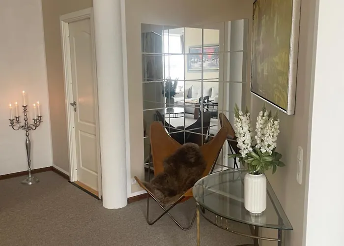 Country Charm- Peaceful 2-bedroom *